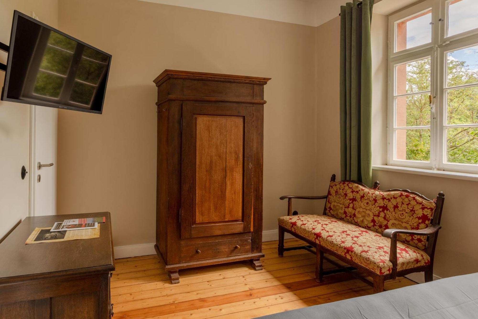 Museumsbahnhof Ahuette Hotel Üxheim Eksteriør billede